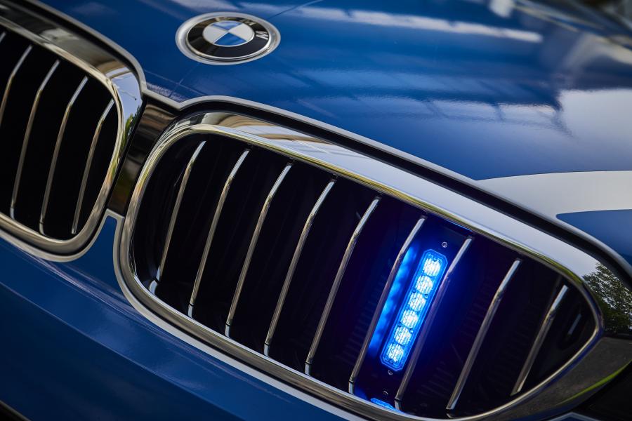 Детали экстерьера BMW 530d xDrive Touring Polizei (G31) 2017 года  (фото 9 из 14)